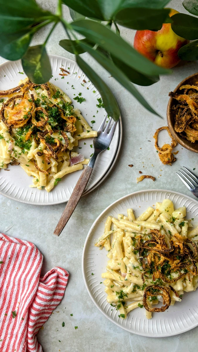 Älplermagronen Onepot mit Röstzwiebeln aus dem Airfryer 