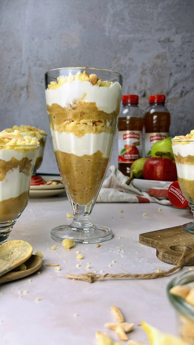 Apfel-Birnen-Trifle mit Ramseier Apfelsaft frisch ab Presse