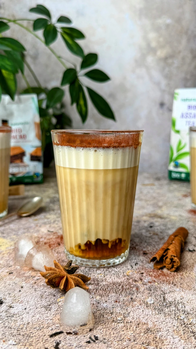 Iced Dirty Chai Latte 