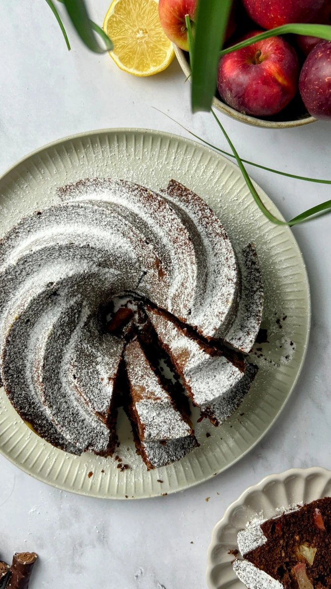 Apfel-Schokoladen Gugelhopf 