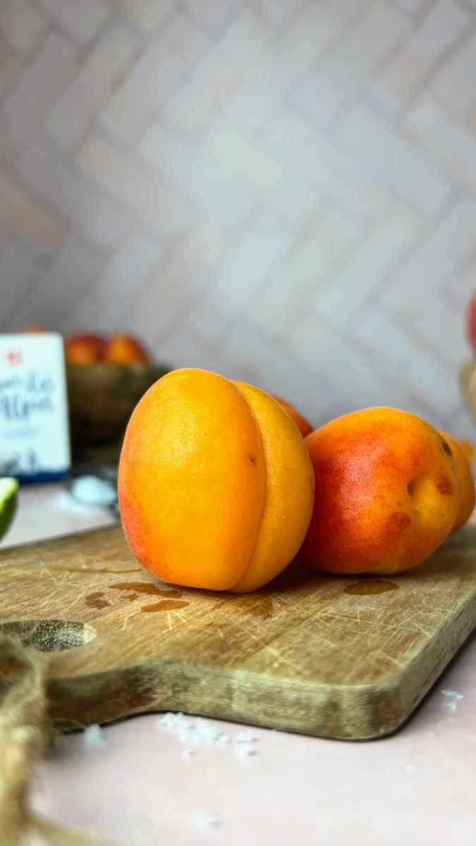 Salty Aprikosen-Pfirsich Mocktail 
