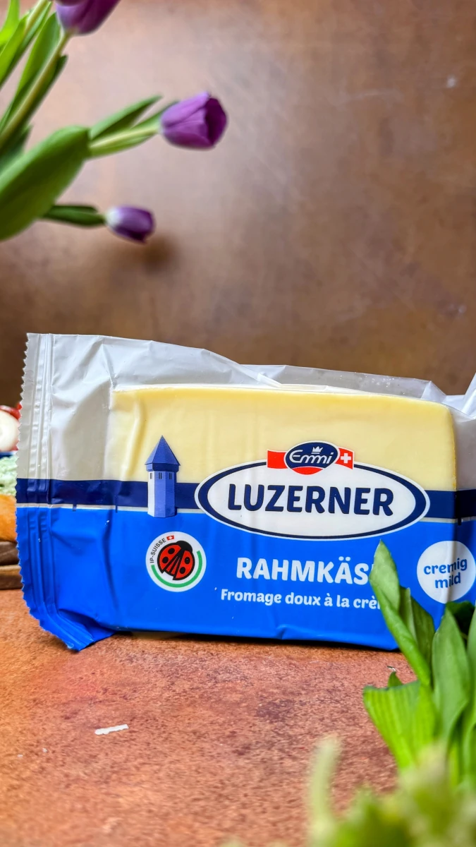  Bärlauch-Crostini auf Brunch-Platte 