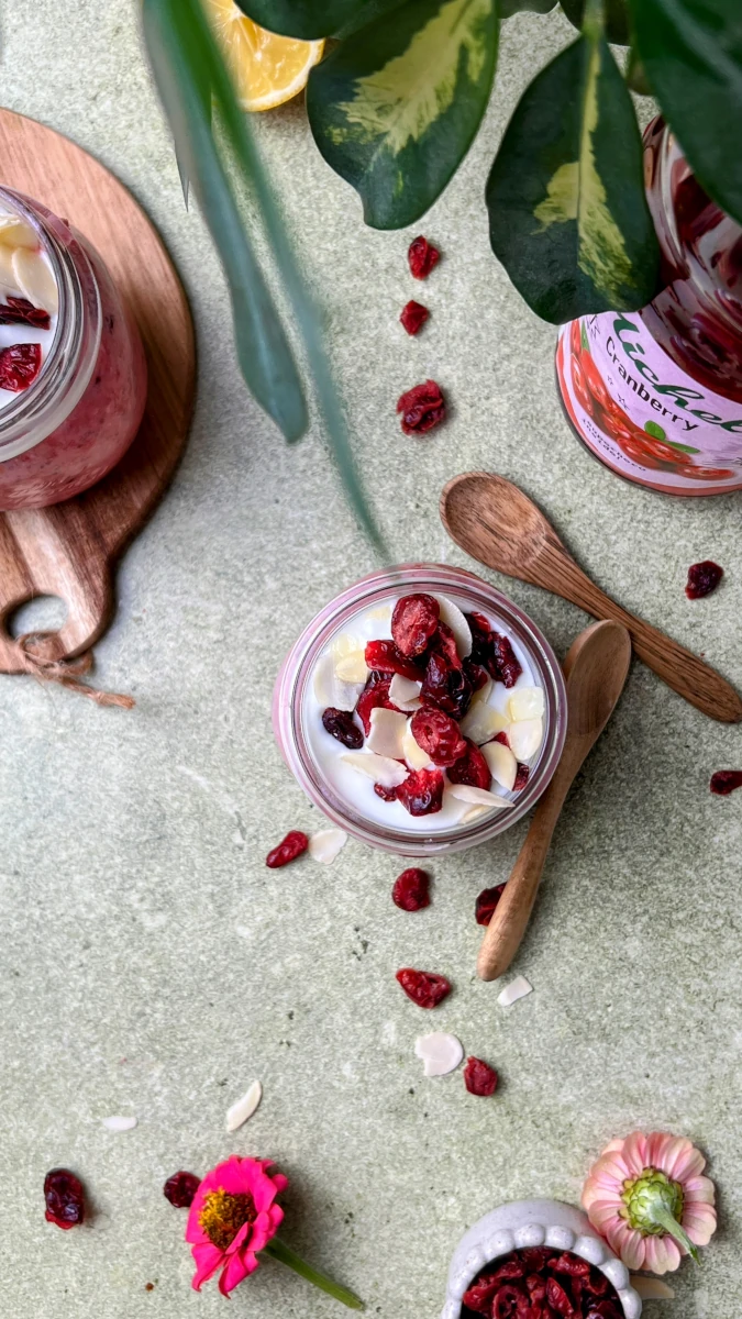 Cranberry-Glow Overnightoats 