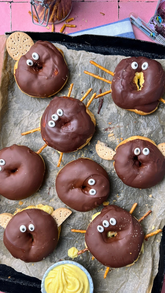 Halloween-Donuts 