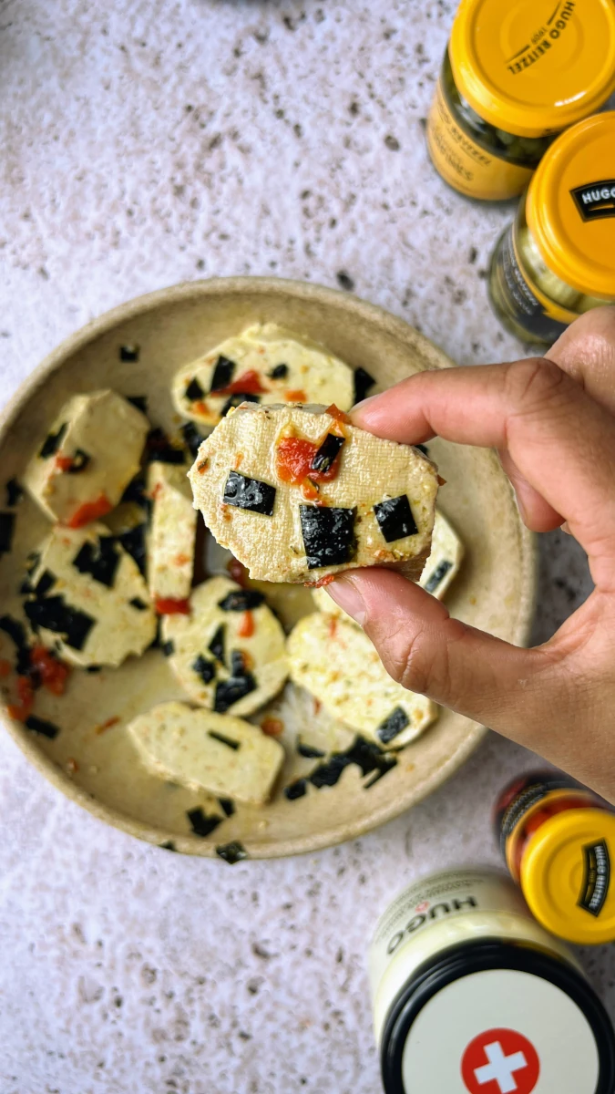 vegetarische Fischknusperli mit Kapern-Dip
