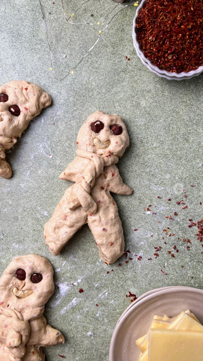 Spicy Raclette-Grittibänz