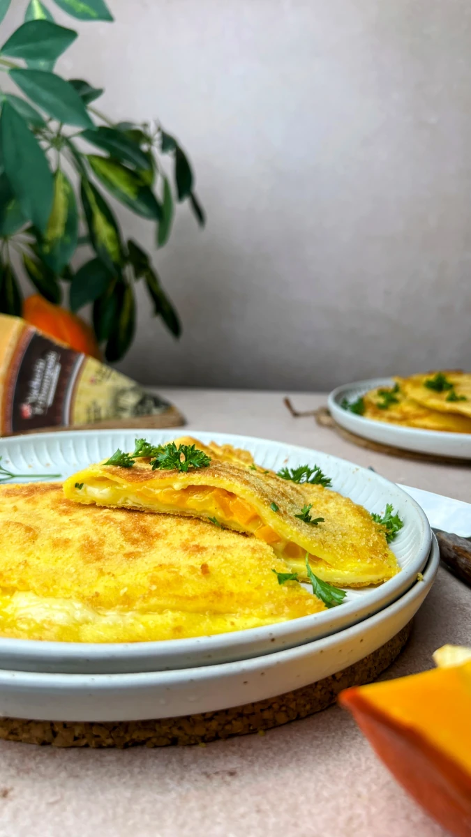 knusprige Käse-Kürbis Omeletten 