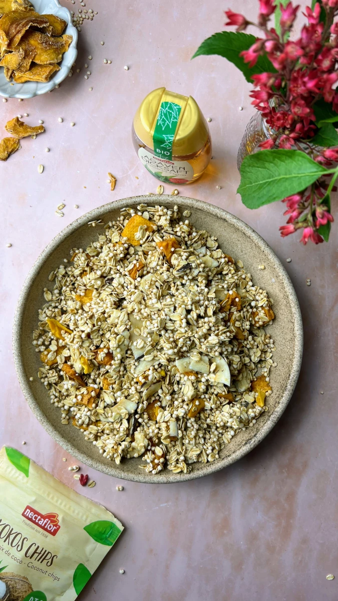 Kokos-Mango Granola Kokos-Mango Granola