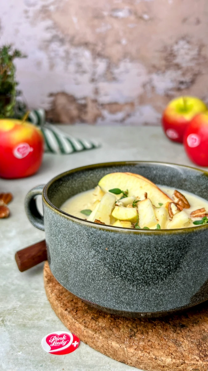Pink Lady-Sellerie Suppe 