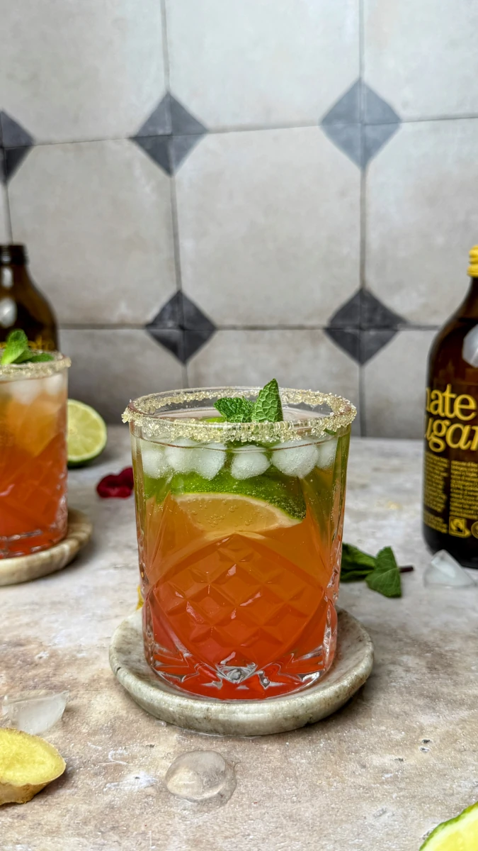 Rhabarber-Mate Spritz 