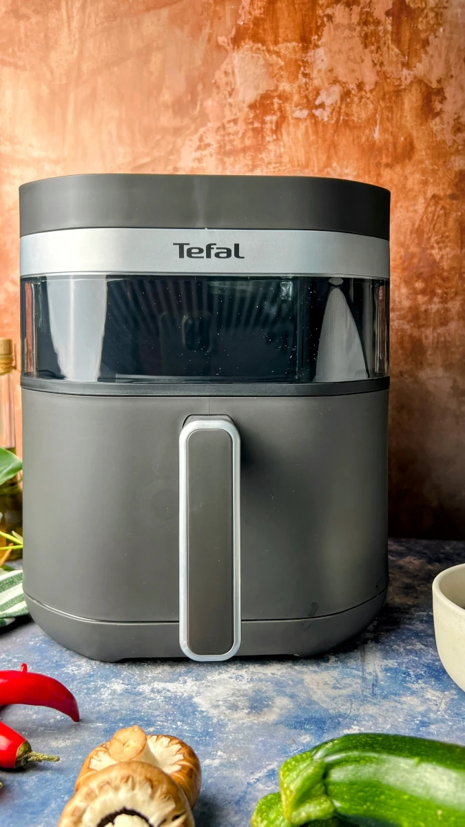 Onepot Schmorgericht mit geröstetem Knoblauchbrot aus dem Airfryer 