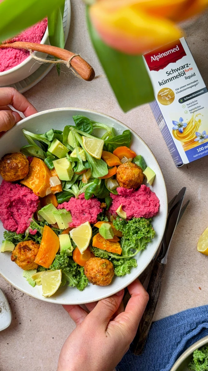 Hummus-Bowl mit Wintergemüse