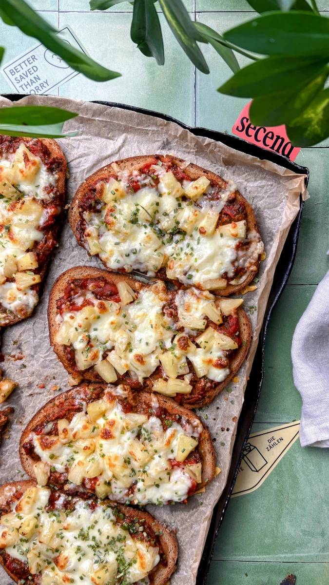 Gericht unter 5 Stutz pro Person!  Toast Hawaii Schnitten 