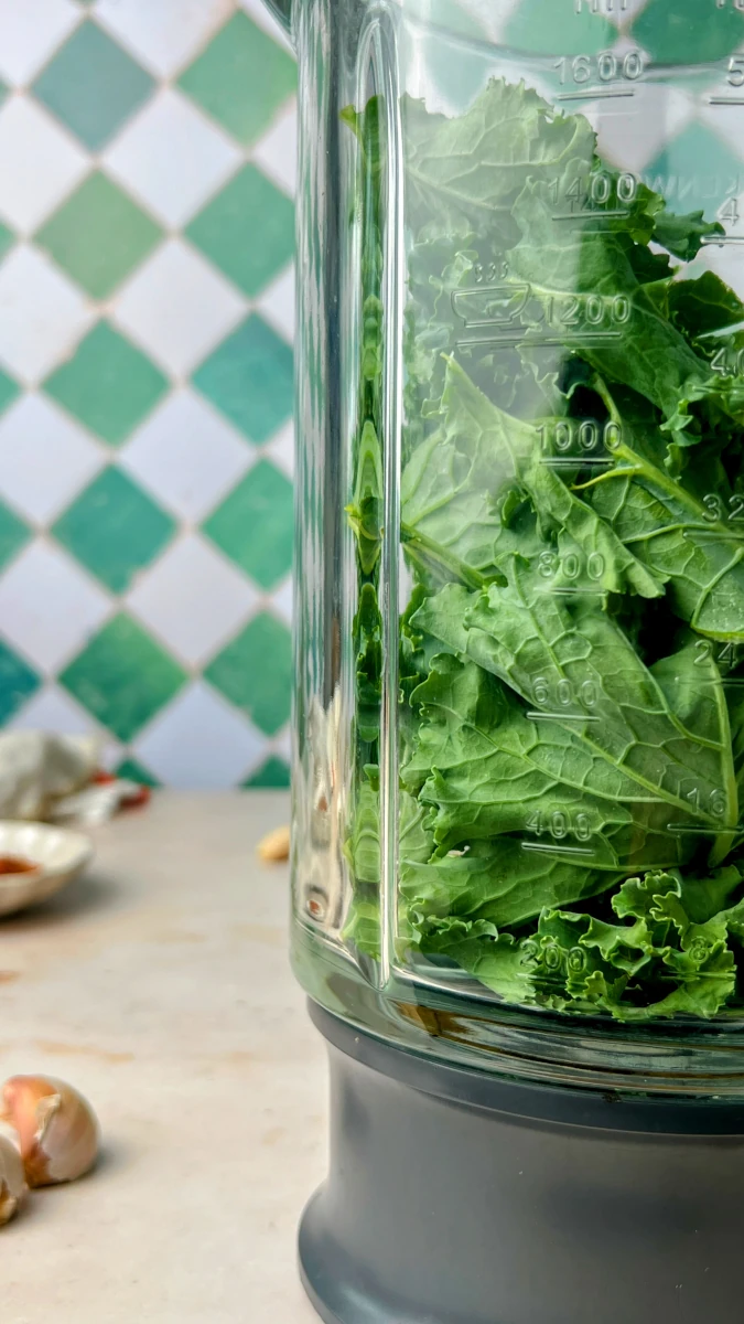 Smashed Potatoes mit Federkohl-Dip 
