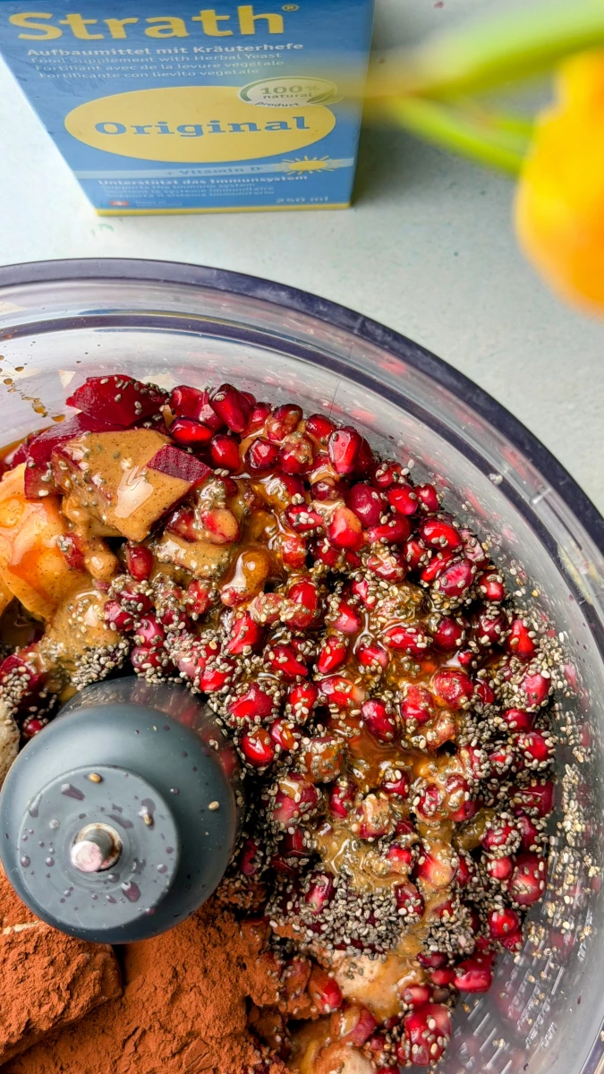 Rise and Shine Smoothiebowl mit Strath Orginal 