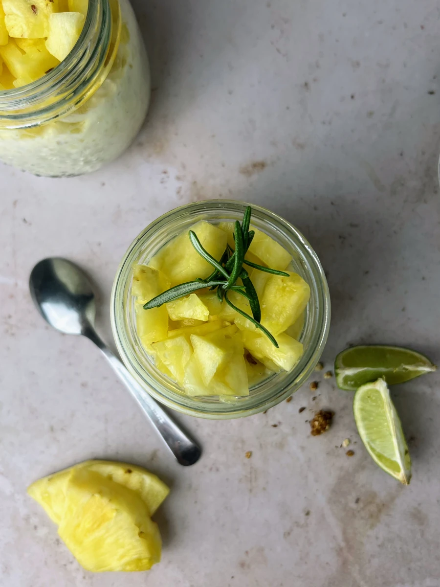 Tropical Overnight Oats 