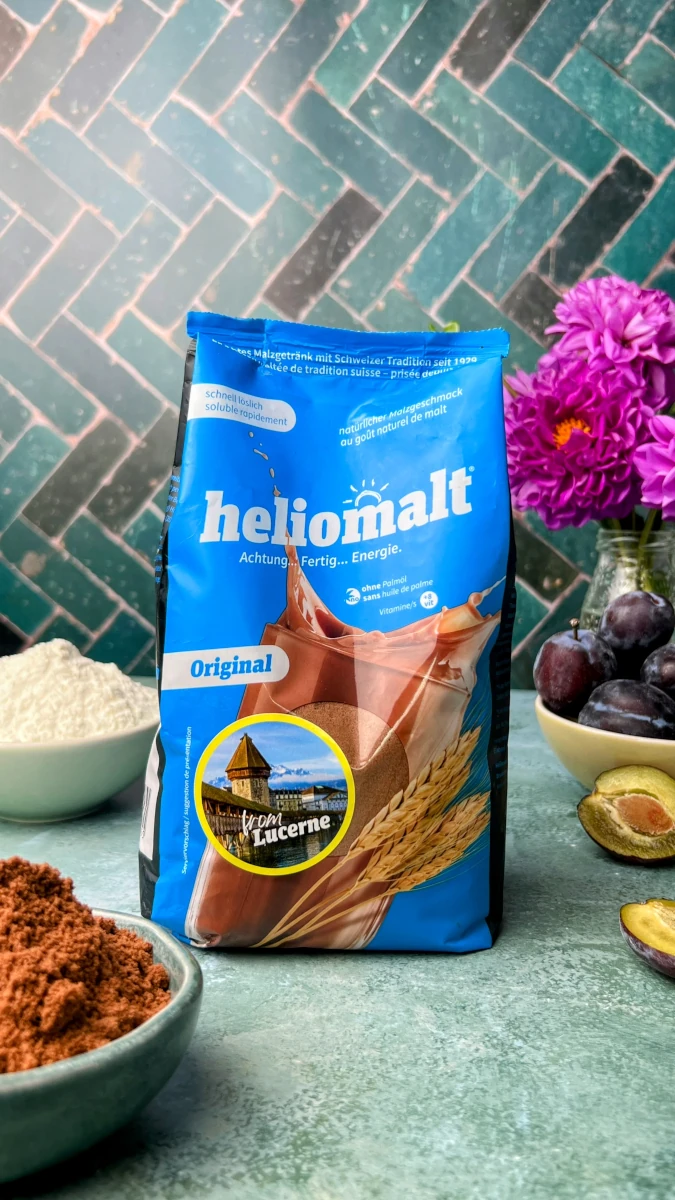 Zwetschgentarte mit cremiger Heliomalt-Füllung Zwetschgentarte mit cremiger Heliomalt-Füllung