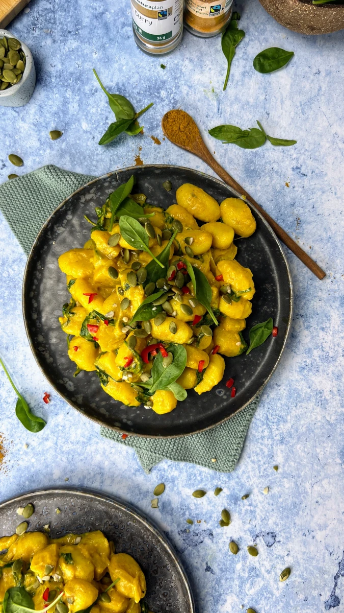 Curry-Kürbis Gnocchi-Pfanne 