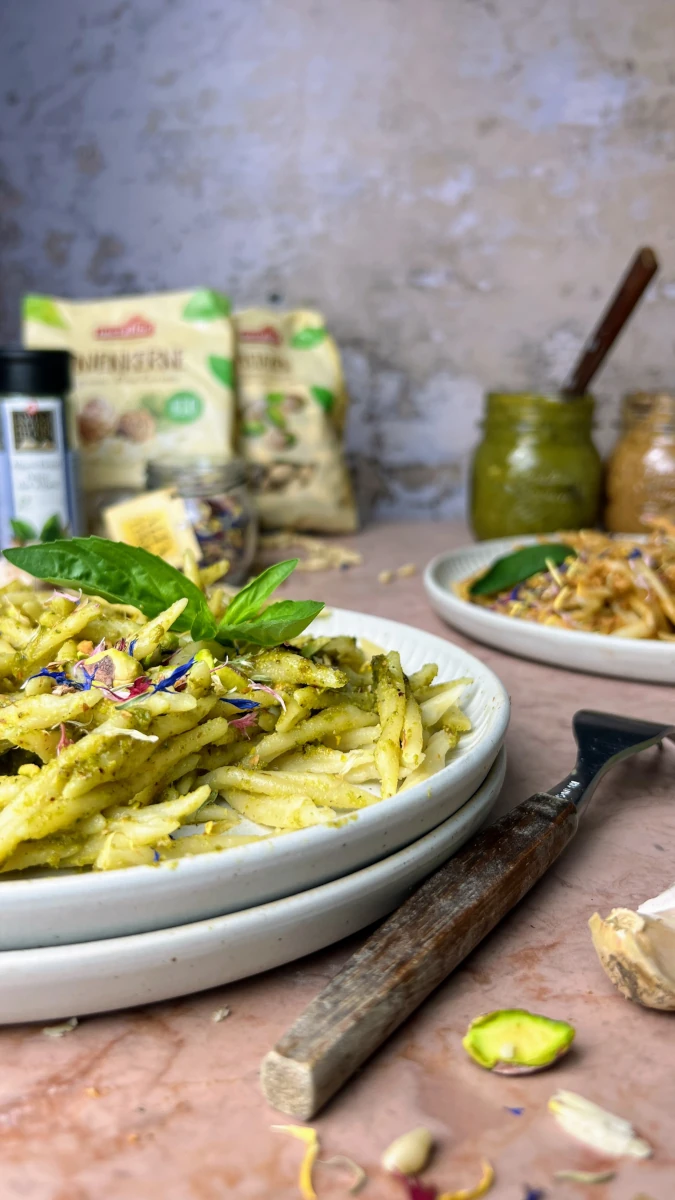 Pistazienpesto & Pesto Rosso vegan