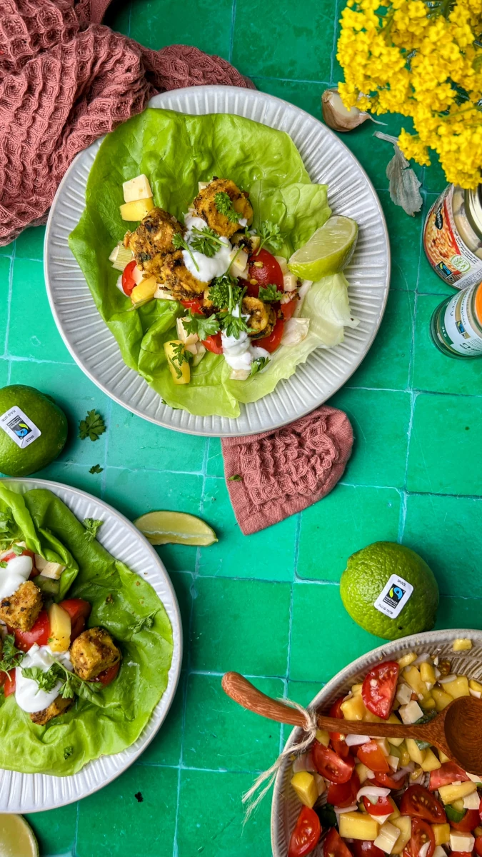 Curry-Tempeh in Gemüse-Wrap 