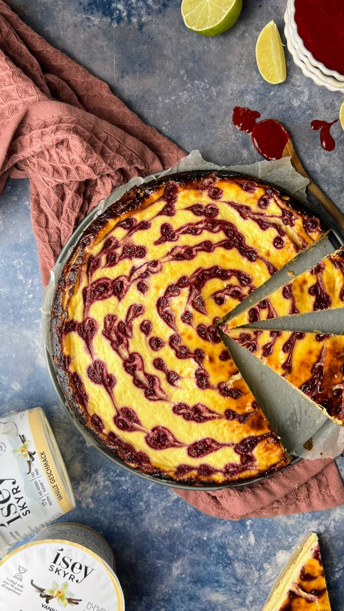 Himbeerherz-Vanille Cheesecake 